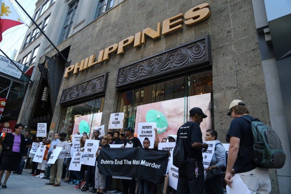 Philippines Couselate Embassy Protest in New York City, New York City Protesters , Duterte killings in Philippines, murdering drug dealers philippines