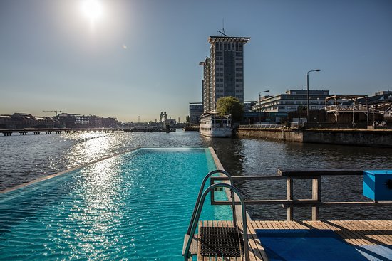 The pool in the river - Picture of Badeschiff, Berlin - Tripadvisor